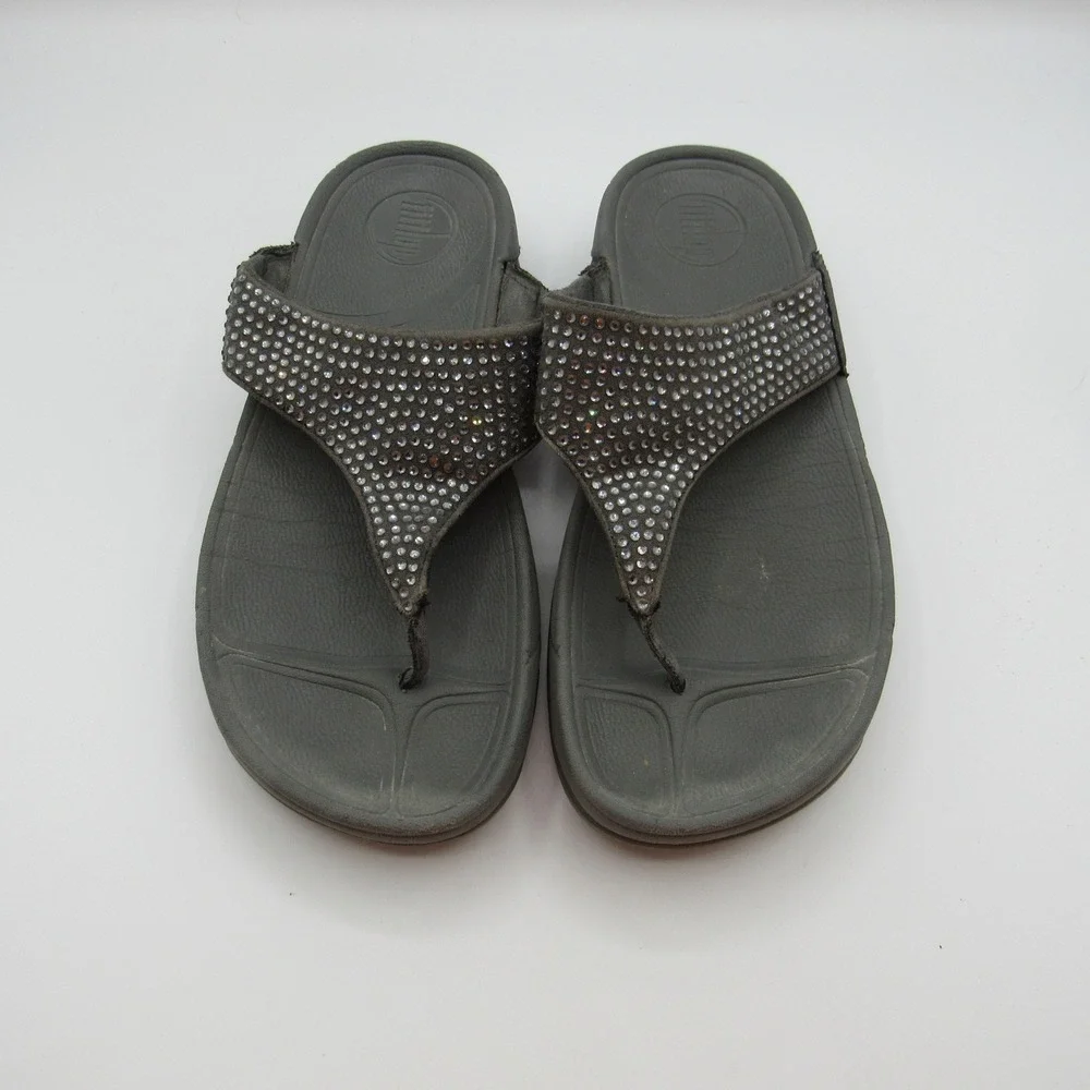 FitFlop Thong Sandals Women Size‎ 8 Grey Rhinestone Microwobbleboard Flip Flop